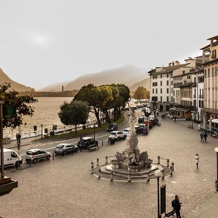 Casa Piazza Del Porto Villa Lovere Luaran gambar